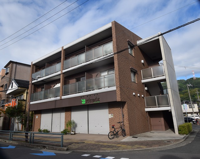 クレアトールの外観