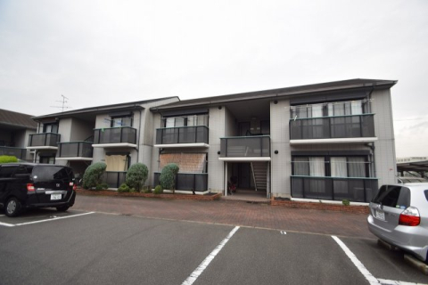 ディアス西真上B棟の外観