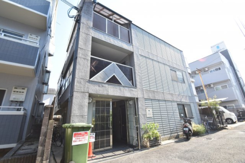 レリーサ真上の外観