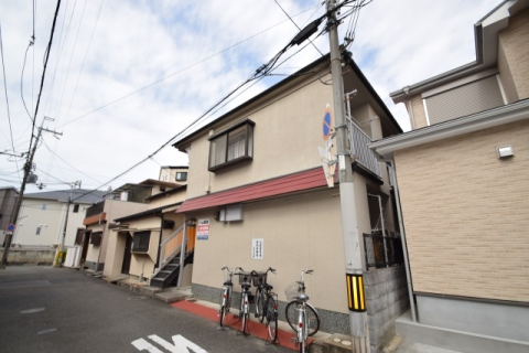 コーポ富田の外観