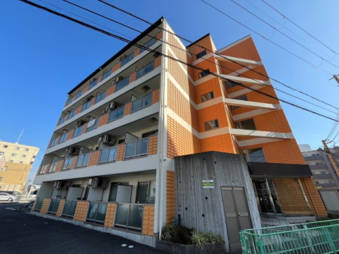 ドマーニの外観
