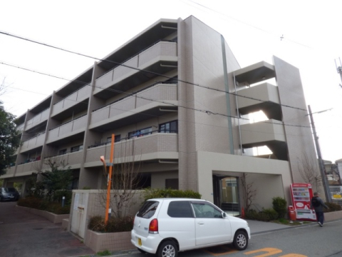 レシェンテ耳原の外観