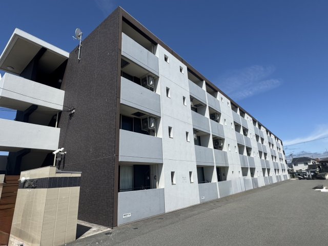 プランドール高槻の外観