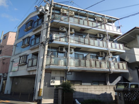 ハイツエレガンスの外観