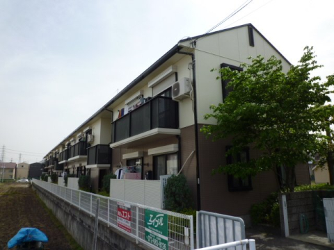 高石崖ハイツの外観