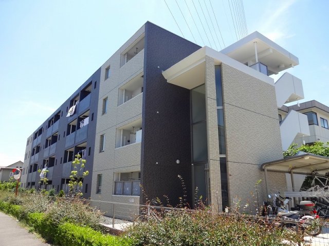 アルヴィータの外観