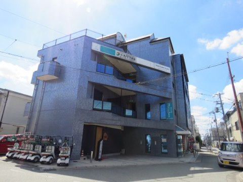 岩井ビルの外観