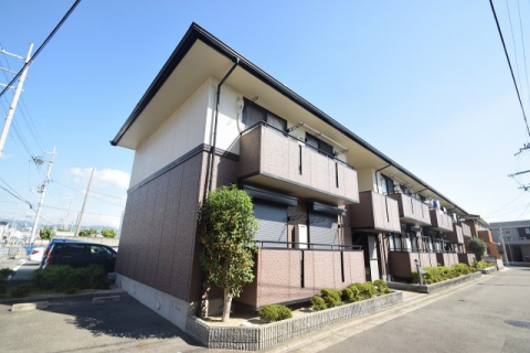 ハイカムール　Ｂ棟の外観