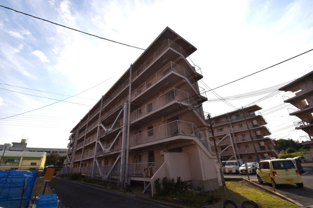 ビレッジハウス服部5号棟