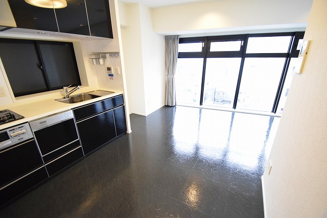 W.O.B.NISHIUMEDA 15階建て 1LDK 21.7万円の賃貸空室情報