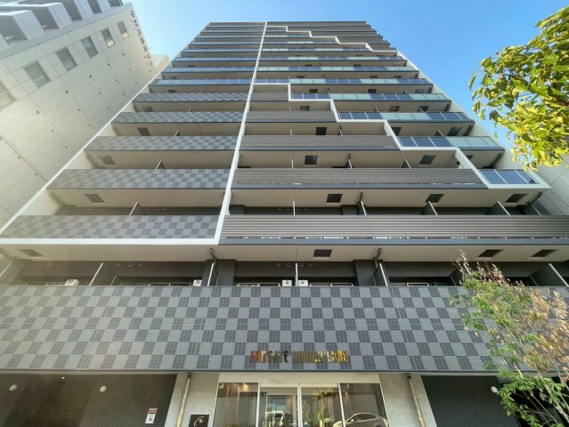 ファステート難波ラグジュ