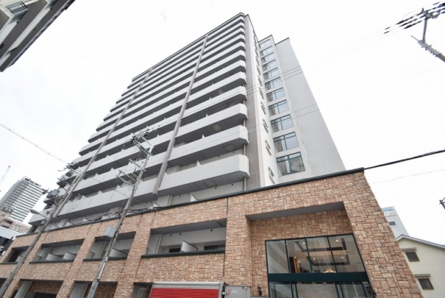 スプランディッド難波