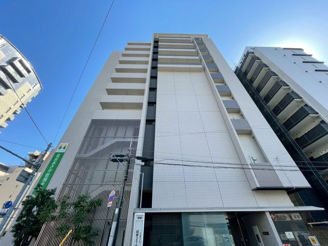 グランルージュ城東