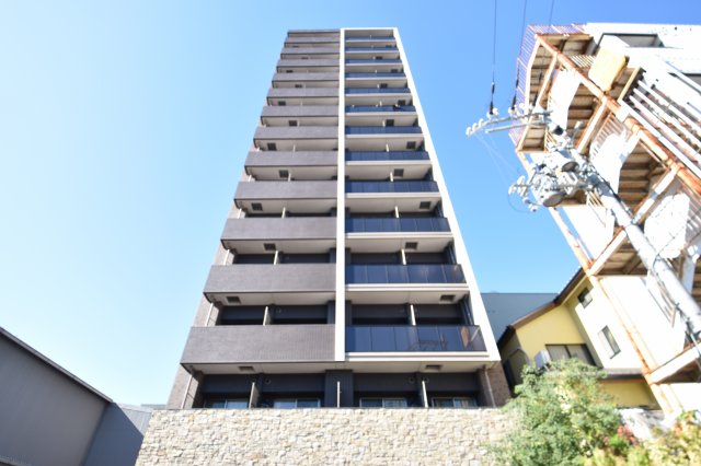 レオンコンフォート難波西Ⅲ