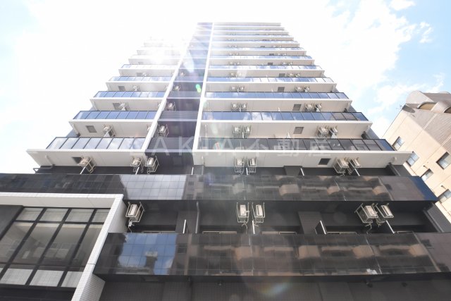 エステムコート難波サウスプレイスⅥラグジー