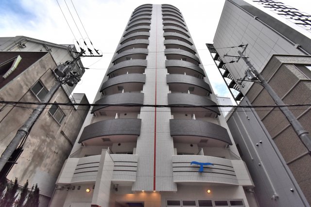 セレニテ梅田EST