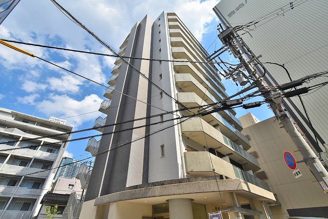 クレグラン北梅田