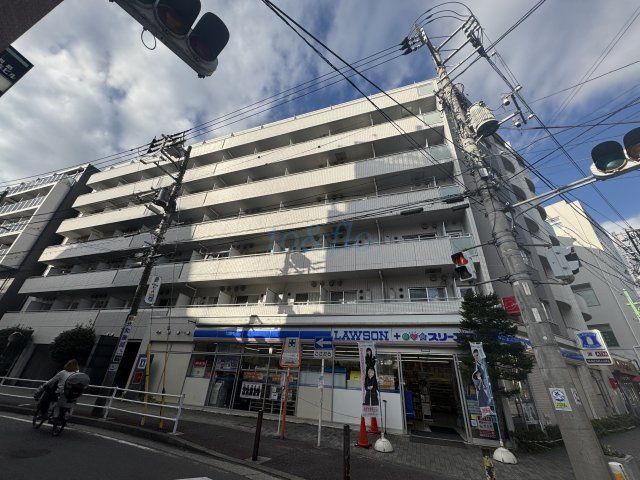 アパートメンツ綱島の外観