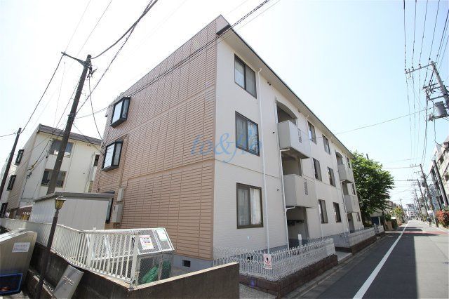 ビラ・ジュニペラス　C棟の外観