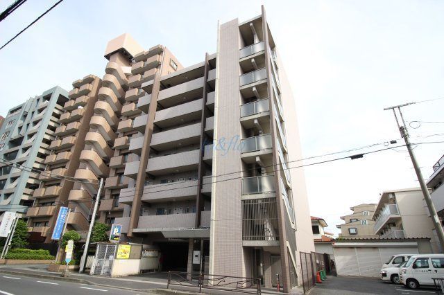 グラシア武蔵中原の外観