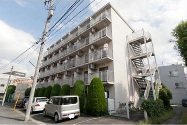 トラストビラ住吉の外観
