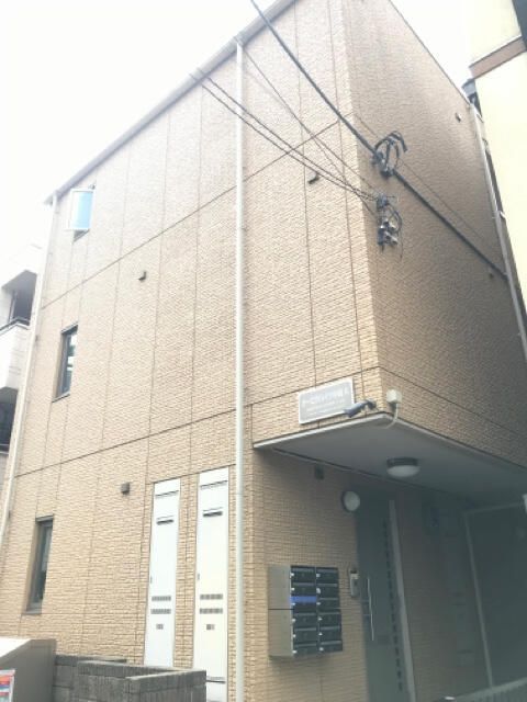 オーロラハイツ小向Ａ棟の外観