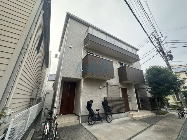 ウィステリアメゾン(ウィステリアメゾン)