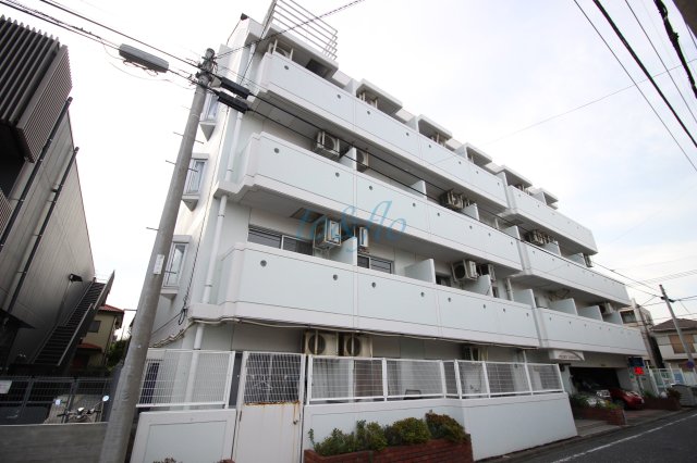 クレスト小杉の外観