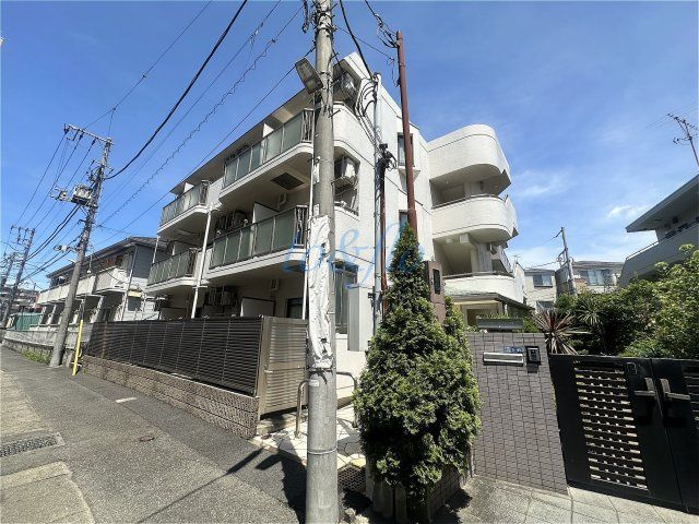 メゾンルミエールの外観