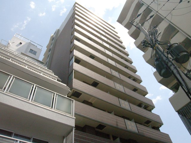 レジュールアッシュ梅田ＥＡＳＴの外観