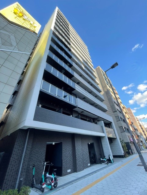 プレサンス大国町アドロッソの外観