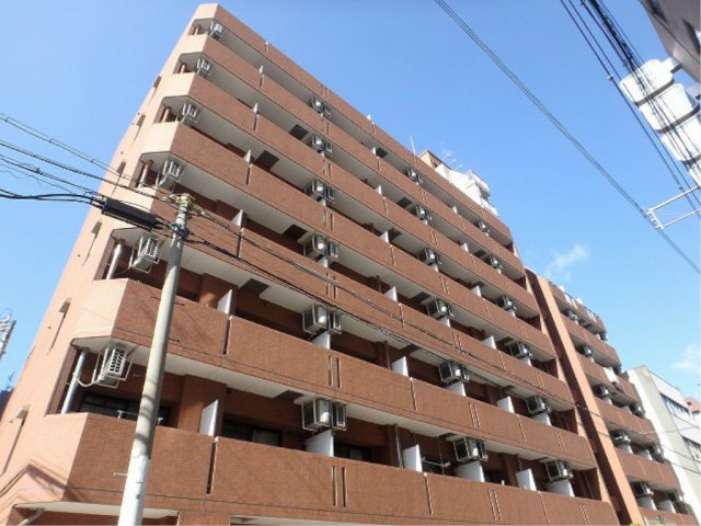 プレサンス東本町の外観