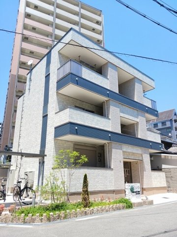 シャルマン・トレーズの外観