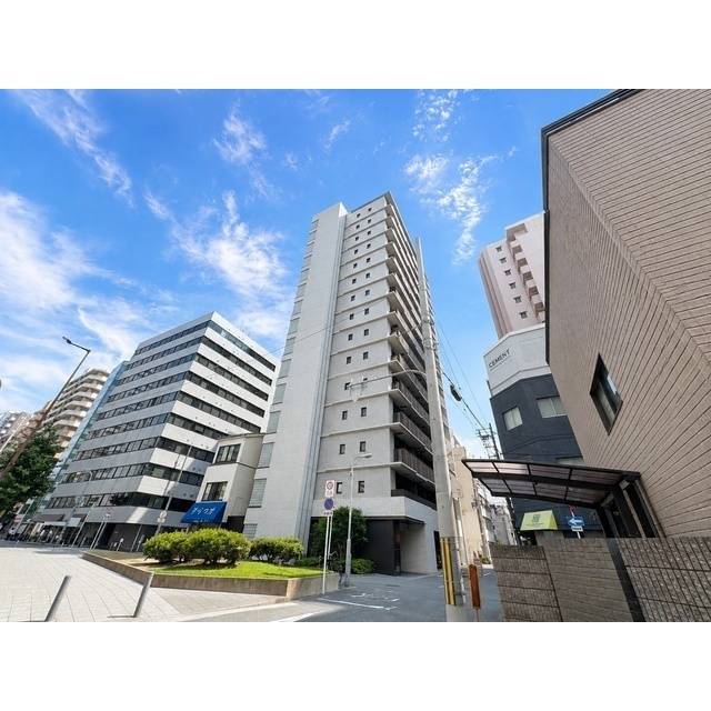 コンフォリア京町堀の外観