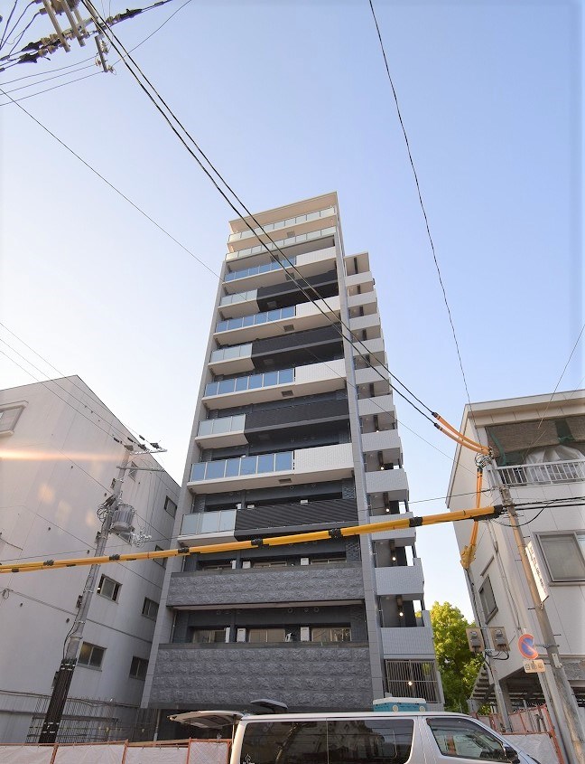 プレサンス谷町九丁目ディセオの外観