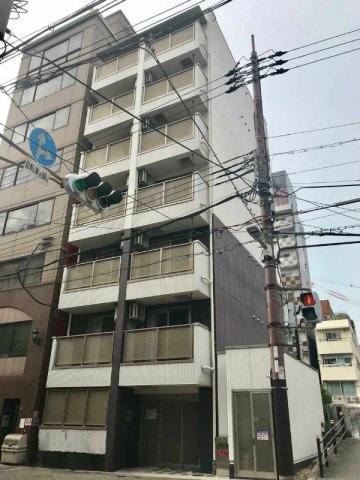 レオパレス道頓堀の外観