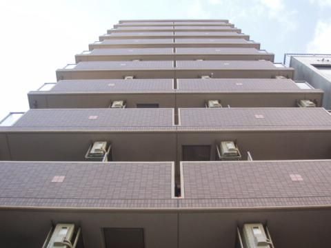 ブリリアントコート心斎橋イーストの外観