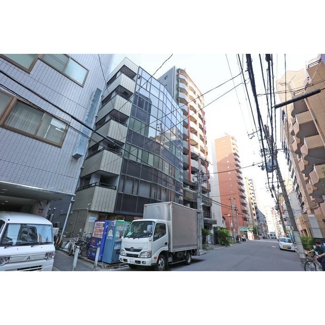 アーデン堺筋本町の外観