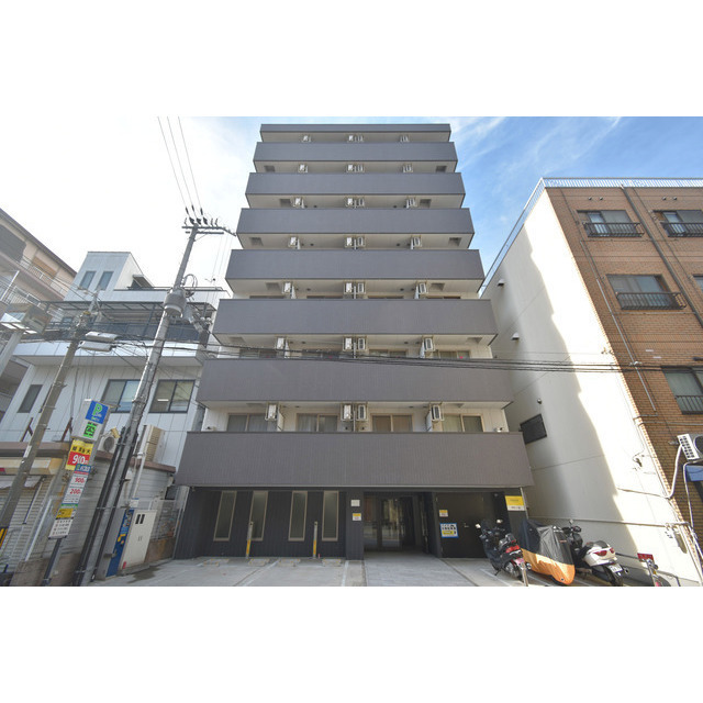 Uresidence新大阪の外観