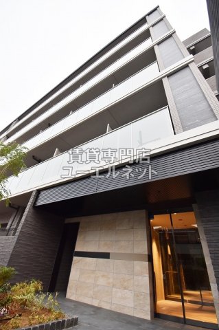 ファーストフィオーレ塚本リベルテの外観