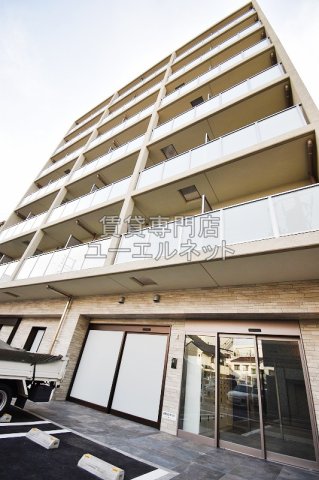 ブロード塚本駅前レジデンスの外観