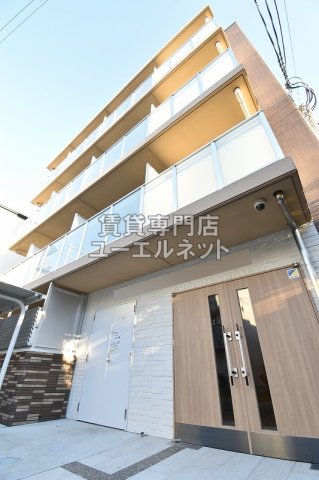 セオリー大阪アーバンレストの外観