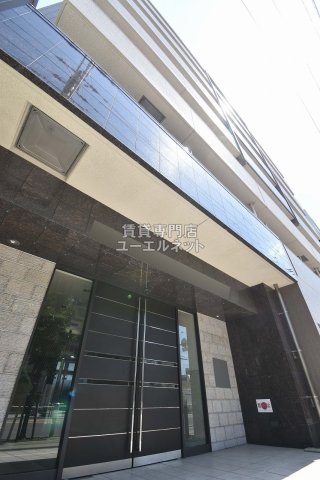 アクロス塚本リヴィエールの外観