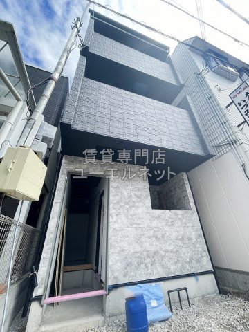 D-006の外観