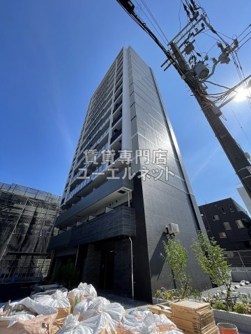 エスリード大阪セレスティアの外観