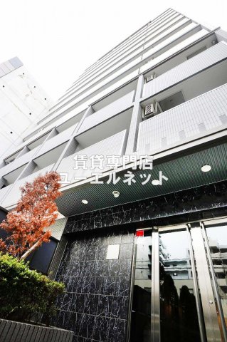 エスリード江坂公園の外観