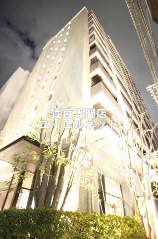 セイル 江坂公園の外観