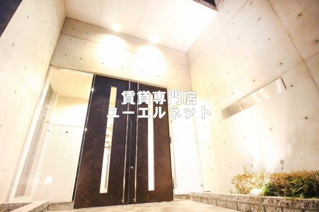 MDI.J エサカ コートの外観