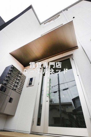 プリヴェ 江坂の外観