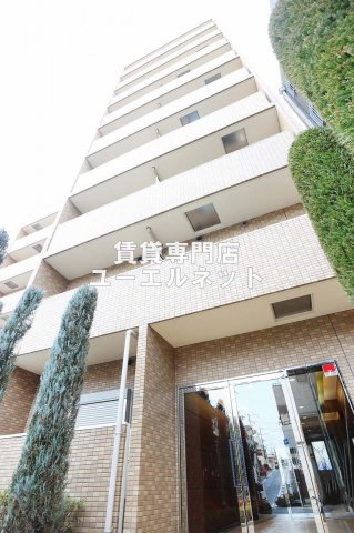 第6 アローズ 緑地公園の外観